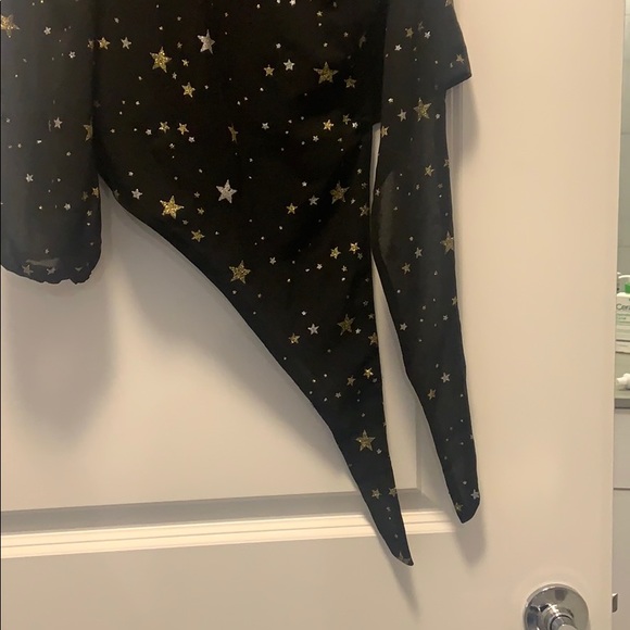 Off the shoulder top - Picture 3 of 4